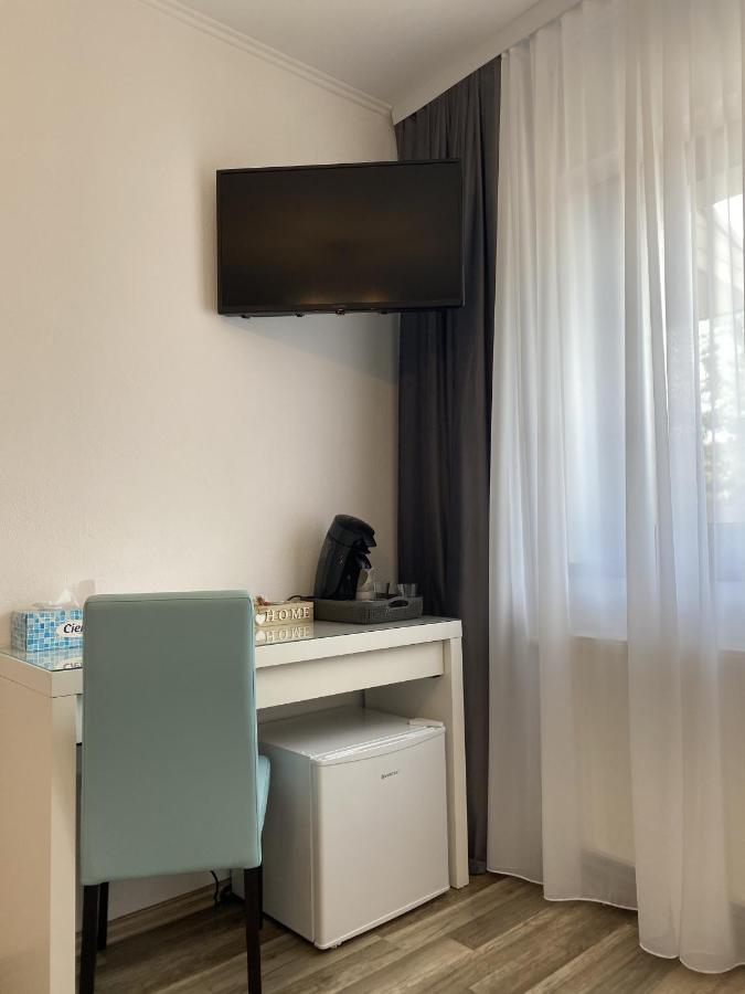 Roomzzz Sibiu Exterior photo